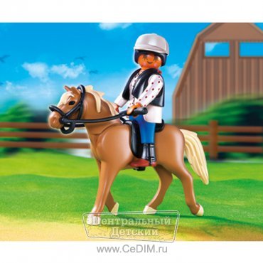 Лошадь Хафлингер со стойлом  Playmobil 